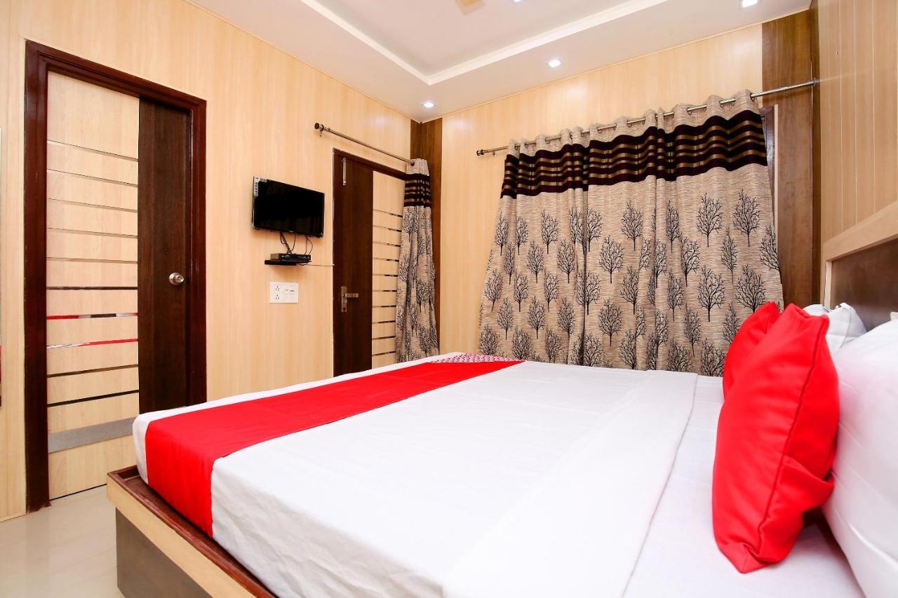 Oyo Flagship Armaan Resort Shāhpur Eksteriør bilde